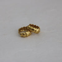 Mini Textured Huggies